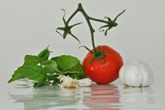 Tomato Basil Garlic